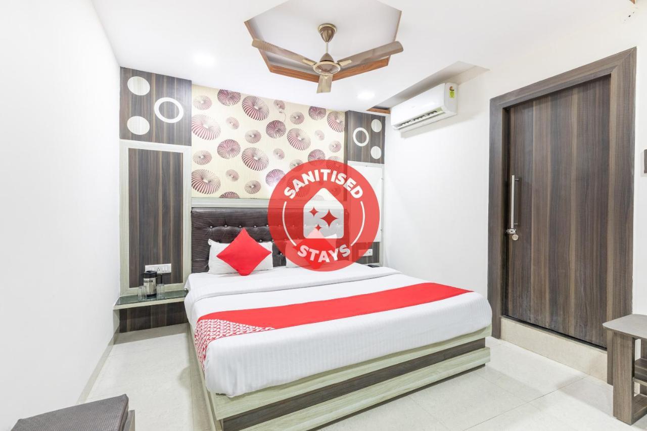 OYO 45301 Hotel Om Palace Sāgar Buitenkant foto